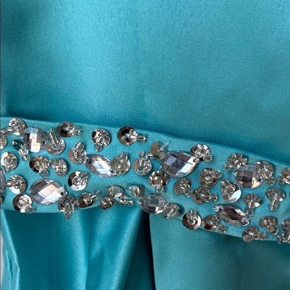 Girls Embellished  Party Dress - Aqua -Size 10 - Special Occassion/ Pageant - Picture 7 of 8